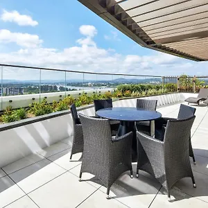 ***** Aparthotel Meriton Australia